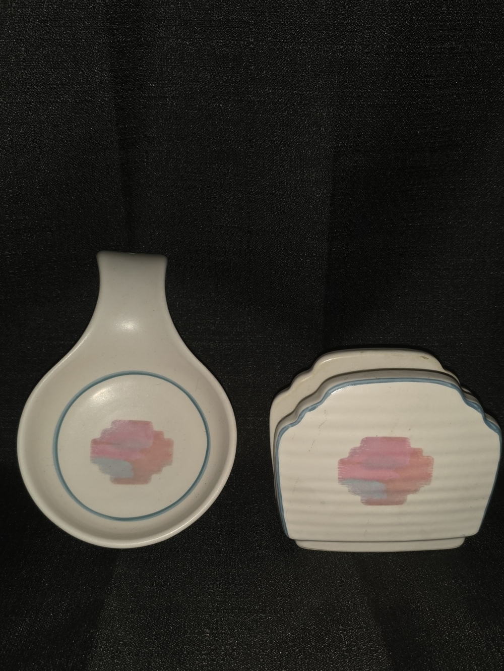 MIRAGE VTG Ceramic Spoon Rest & Napkin Holder Set Treasure Craft MADE IN USA